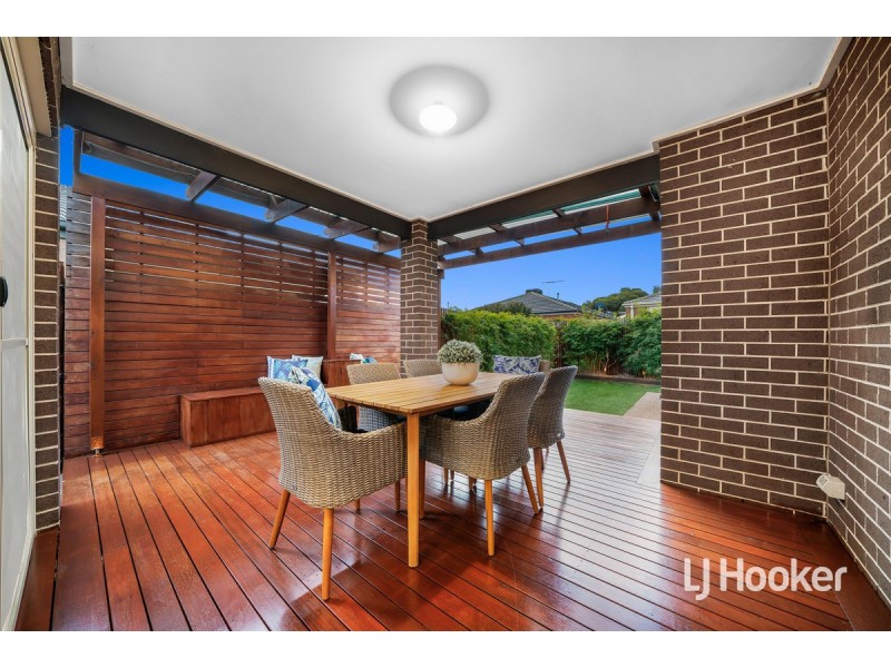 7 Victorking Drive, Point Cook VIC 3030