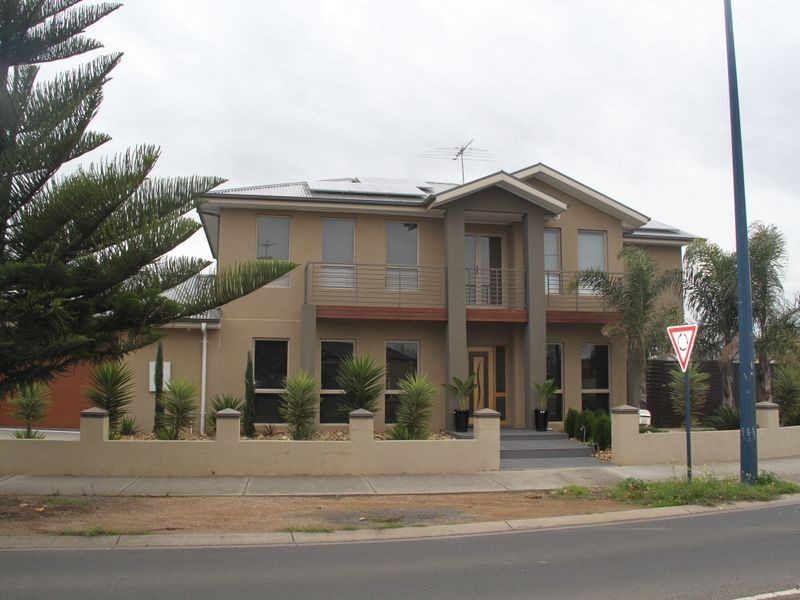 80 Lennon Boulevard, Point Cook VIC 3030