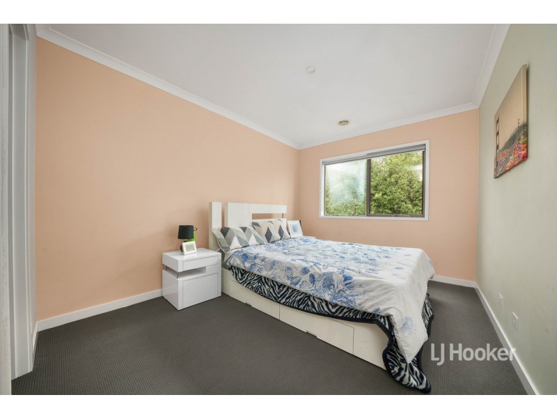 23 Denman Drive, Point Cook VIC 3030
