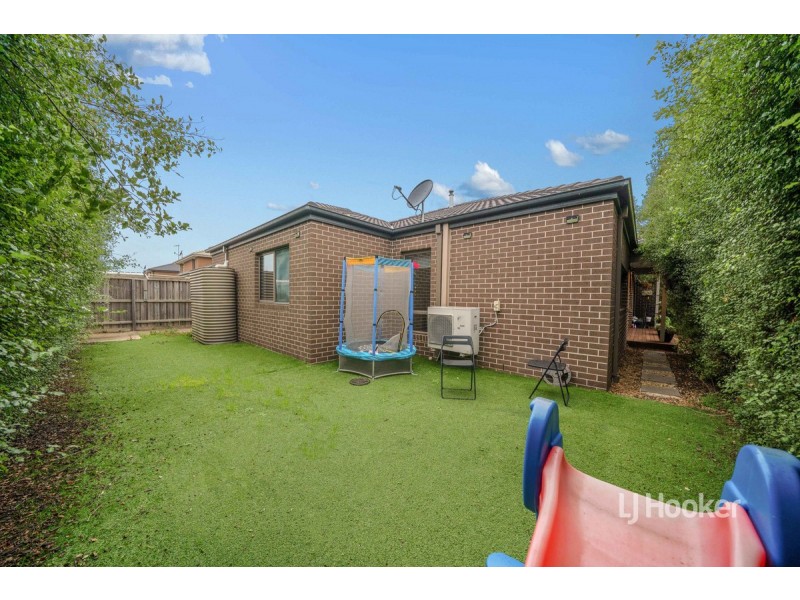 23 Denman Drive, Point Cook VIC 3030
