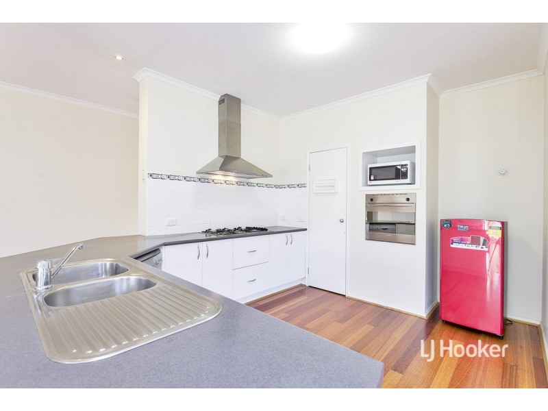 56 Glastonbury Circuit, Point Cook VIC 3030