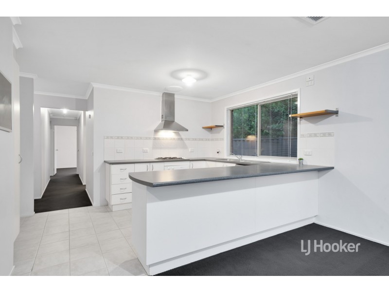 3 Kerford Crescent, Point Cook VIC 3030