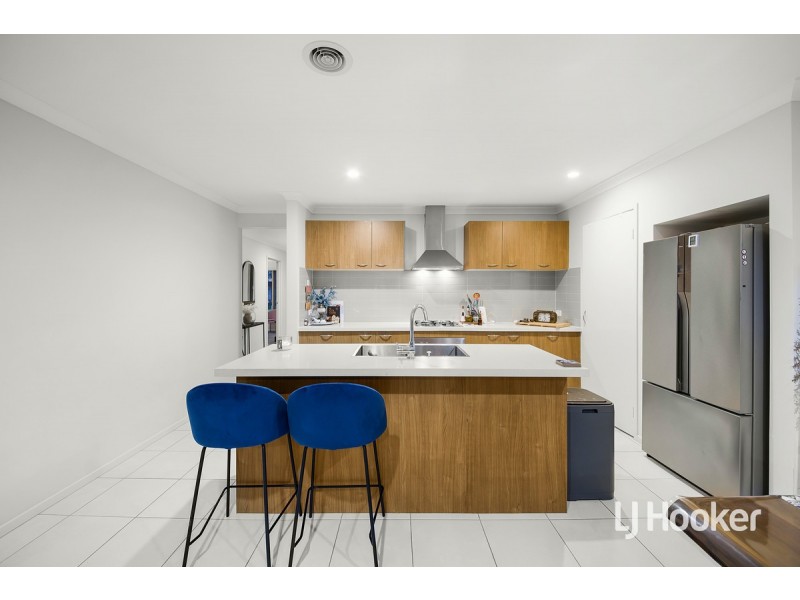 41 Grandpark Circuit, Point Cook VIC 3030