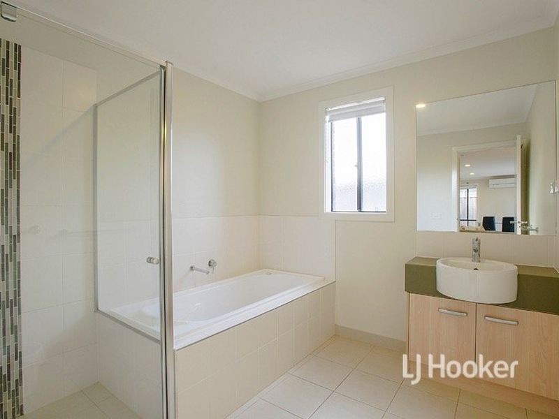 1 Lorne Way, Point Cook VIC 3030