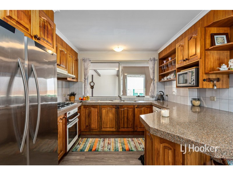 1 Cliveden Court, Seabrook VIC 3028