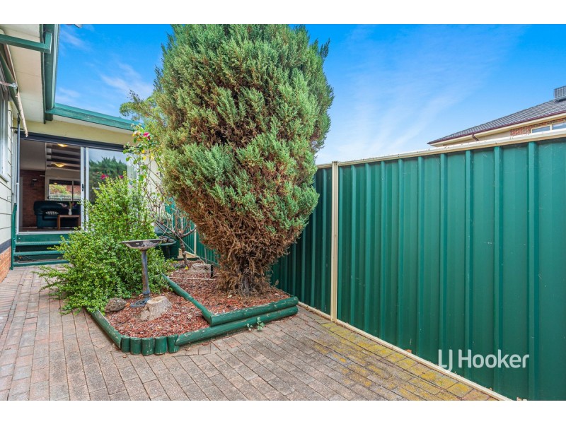 1 Cliveden Court, Seabrook VIC 3028