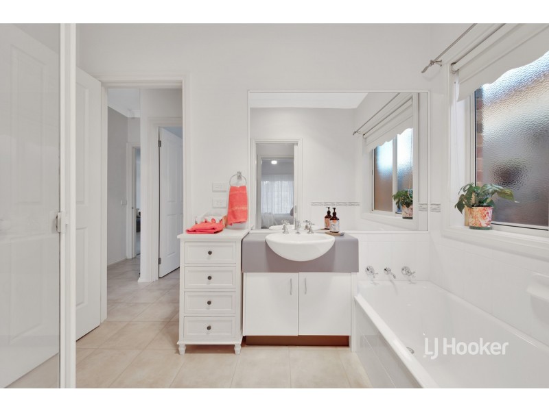 5 Jasper Street, Point Cook VIC 3030