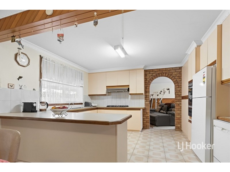 23 Wynarka Drive, Hoppers Crossing VIC 3029