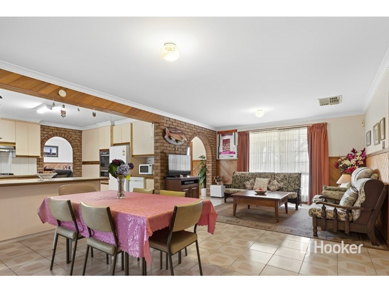 23 Wynarka Drive, Hoppers Crossing VIC 3029