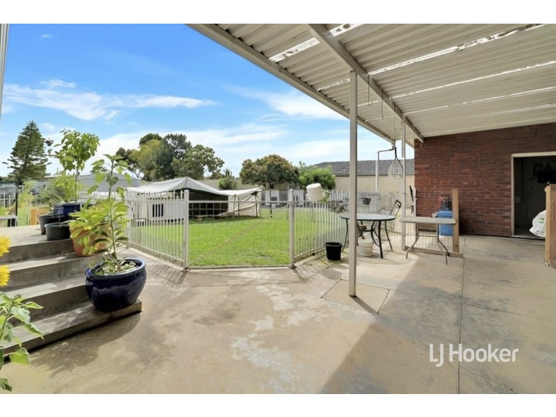 23 Wynarka Drive, Hoppers Crossing VIC 3029