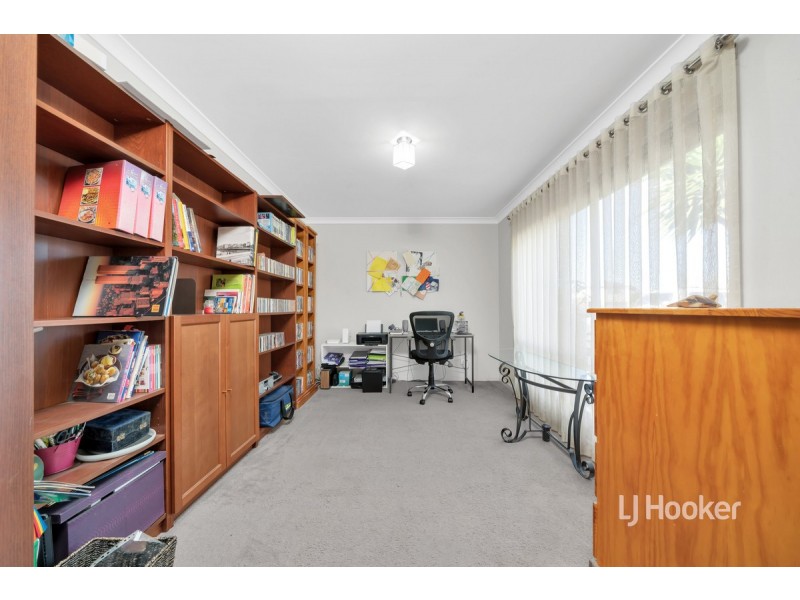 17 East Cornhill Drive, Point Cook VIC 3030