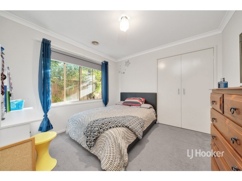 17 East Cornhill Drive, Point Cook VIC 3030