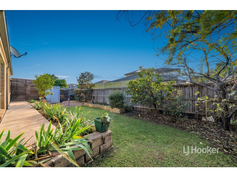 17 East Cornhill Drive, Point Cook VIC 3030
