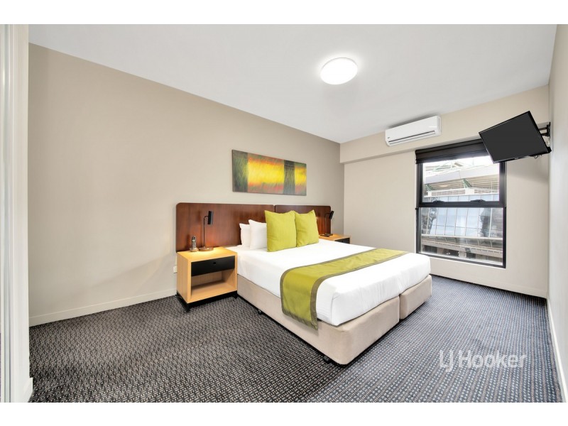 813/750 Bourke Street, Docklands VIC 3008