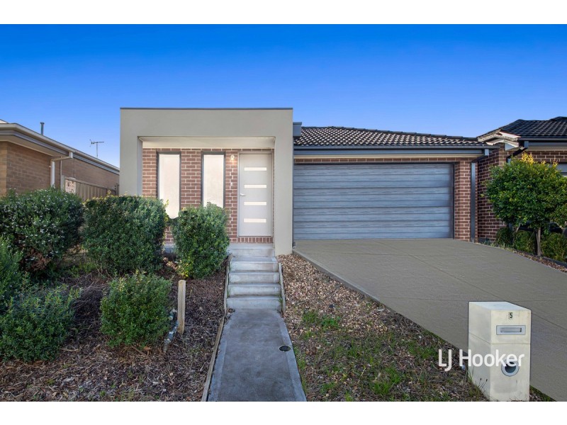5 Perennial Drive, Kurunjang VIC 3337