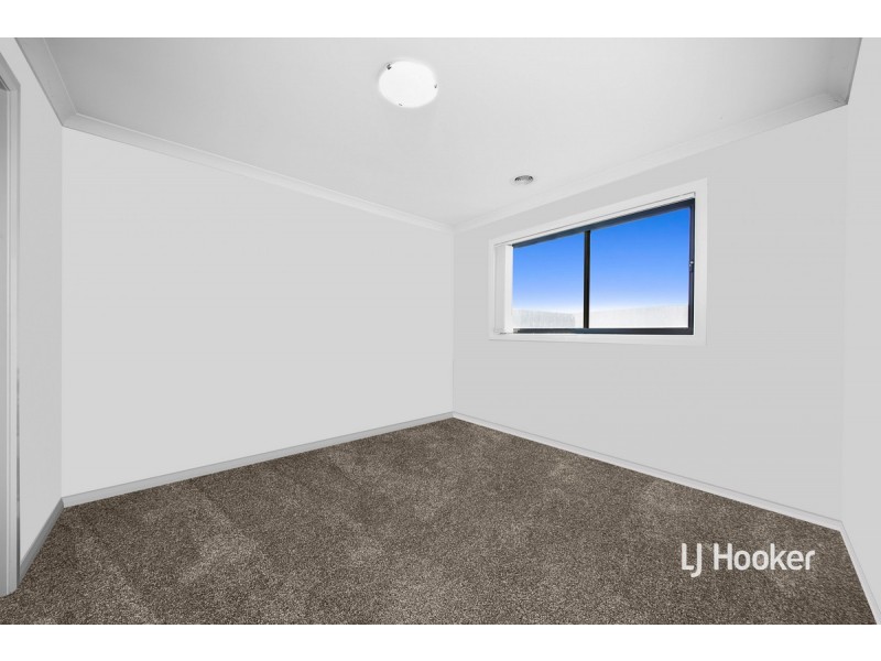 5 Perennial Drive, Kurunjang VIC 3337