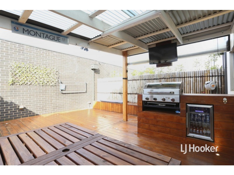 33 Exploration Avenue, Werribee VIC 3030