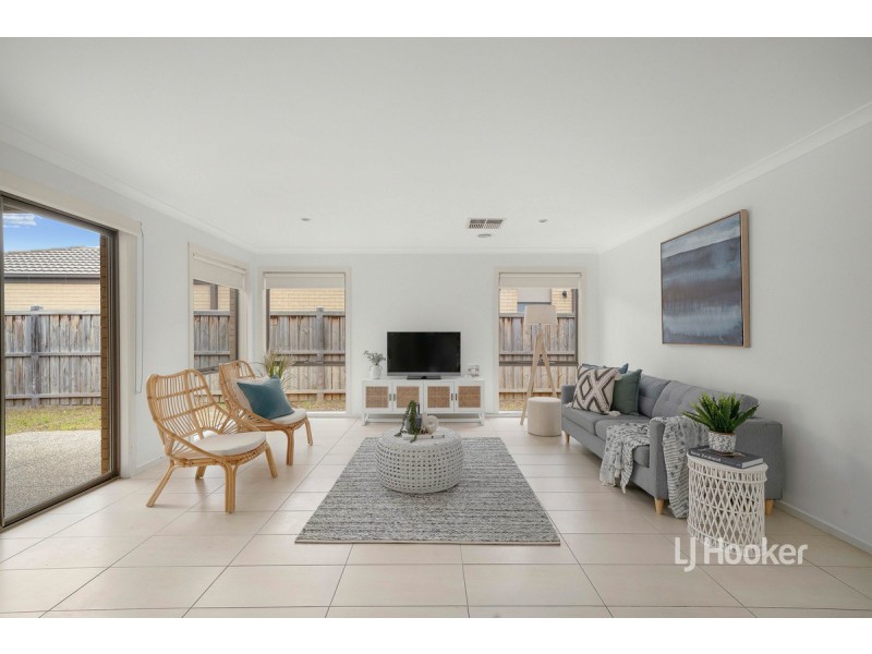 20 Maslin Walk, Point Cook VIC 3030