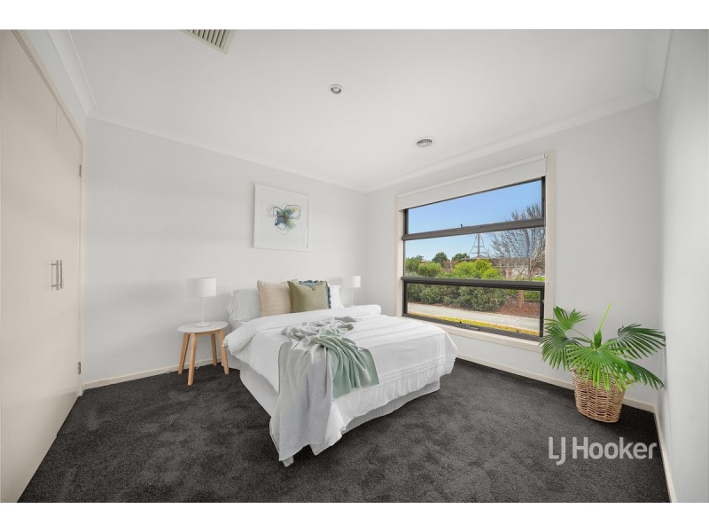 20 Maslin Walk, Point Cook VIC 3030