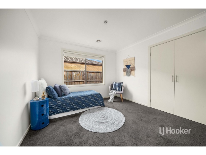 20 Maslin Walk, Point Cook VIC 3030