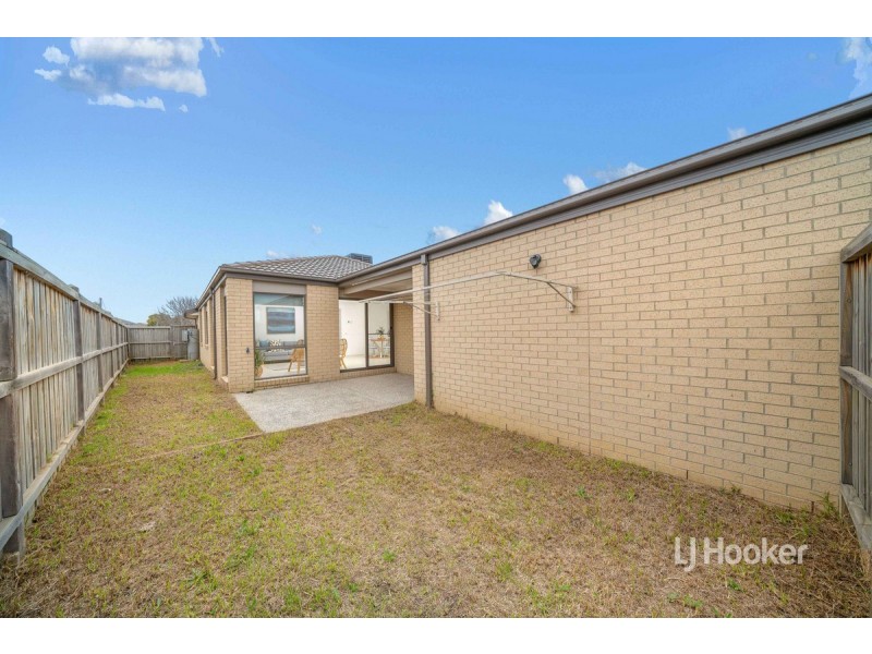 20 Maslin Walk, Point Cook VIC 3030