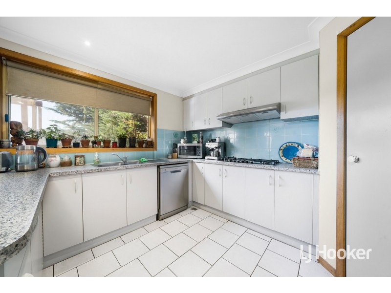 68 Grevillea Crescent, Hoppers Crossing VIC 3029