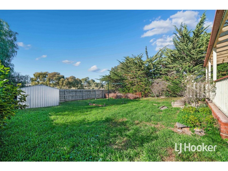 68 Grevillea Crescent, Hoppers Crossing VIC 3029