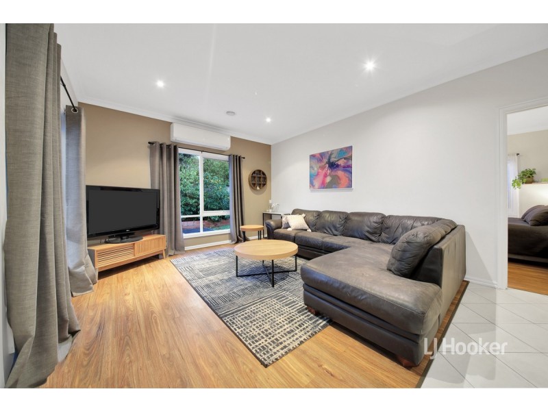 52 Foxwood Drive, Point Cook VIC 3030