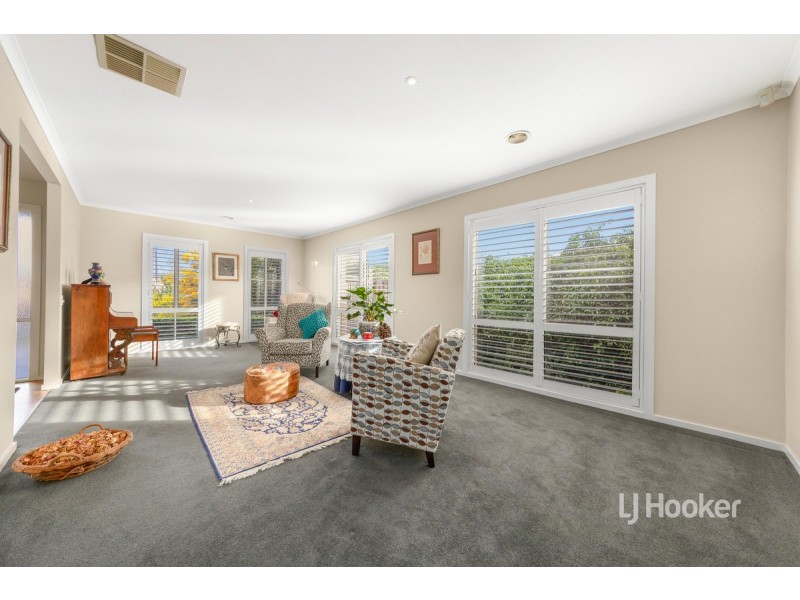 7 Vine Close, Point Cook VIC 3030