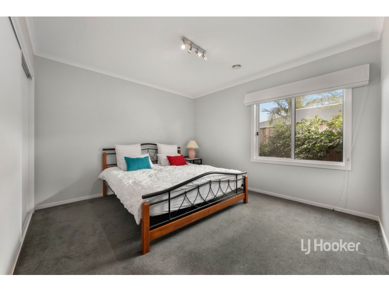 7 Vine Close, Point Cook VIC 3030