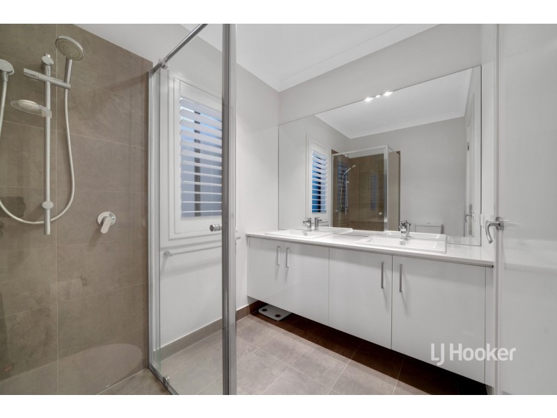 19 University Road,, Truganina VIC 3029