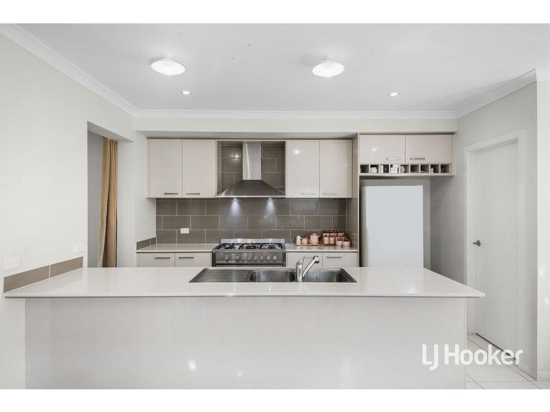 12 Airedale Avenue, Tarneit VIC 3029