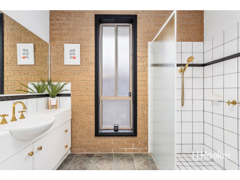 16 Fleming Avenue.., Seabrook VIC 3028