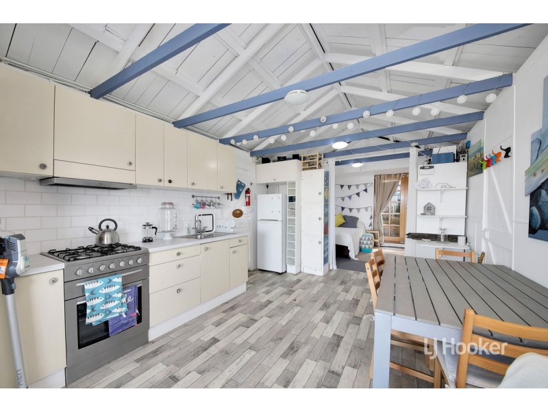 103 Campbells Cove Road, Werribee South VIC 3030