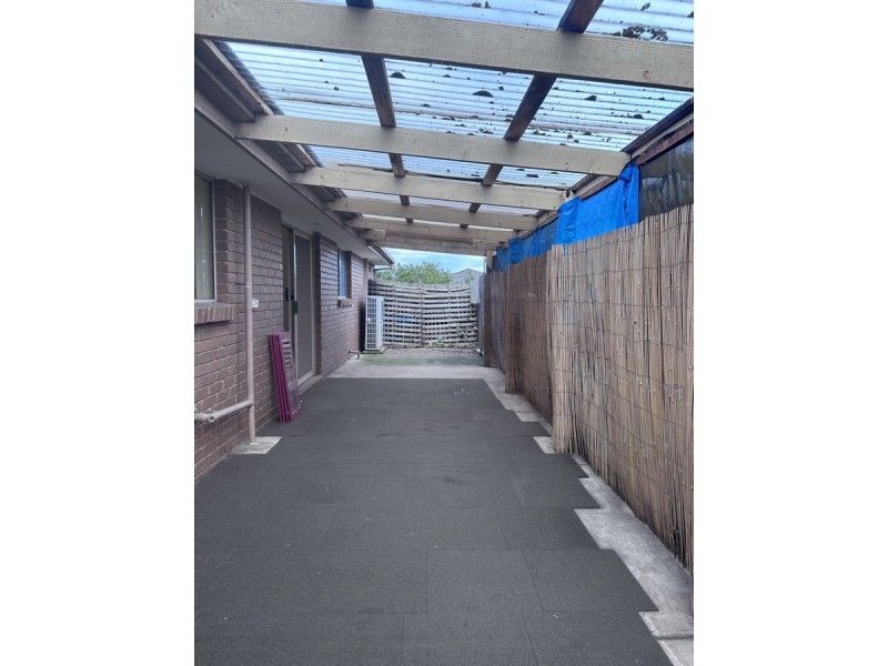 11 Songlark Crescent, Werribee VIC 3030