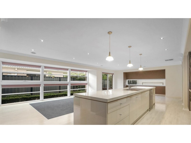 17 Ramson Way, Point Cook VIC 3030