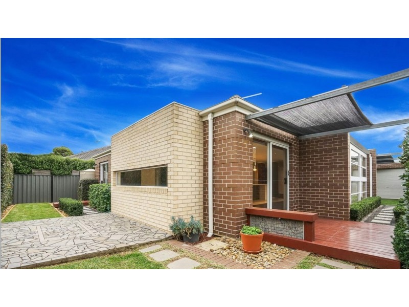 17 Ramson Way, Point Cook VIC 3030