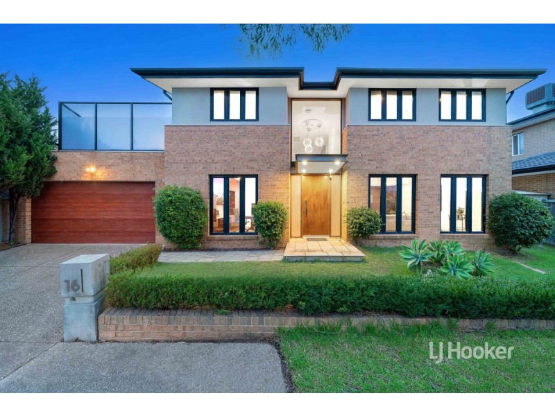 16 Ellis Close, Sanctuary Lakes VIC 3030