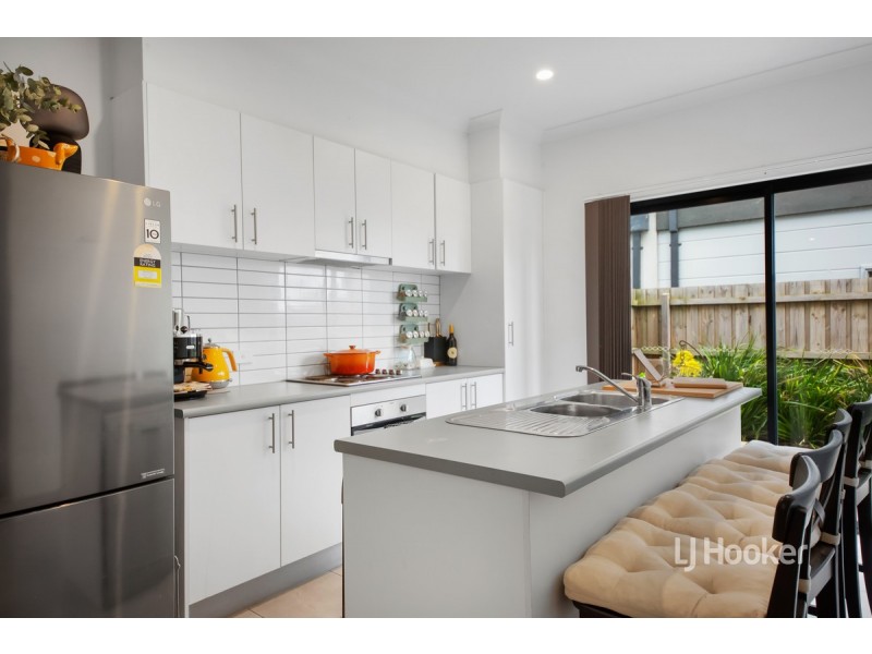 3/12 Sturt Court, Officer VIC 3809