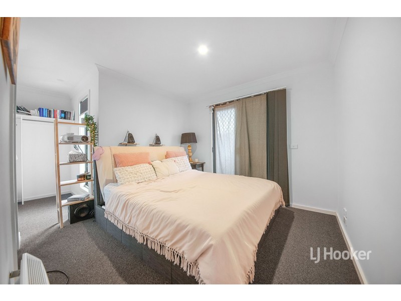 3/12 Sturt Court, Officer VIC 3809