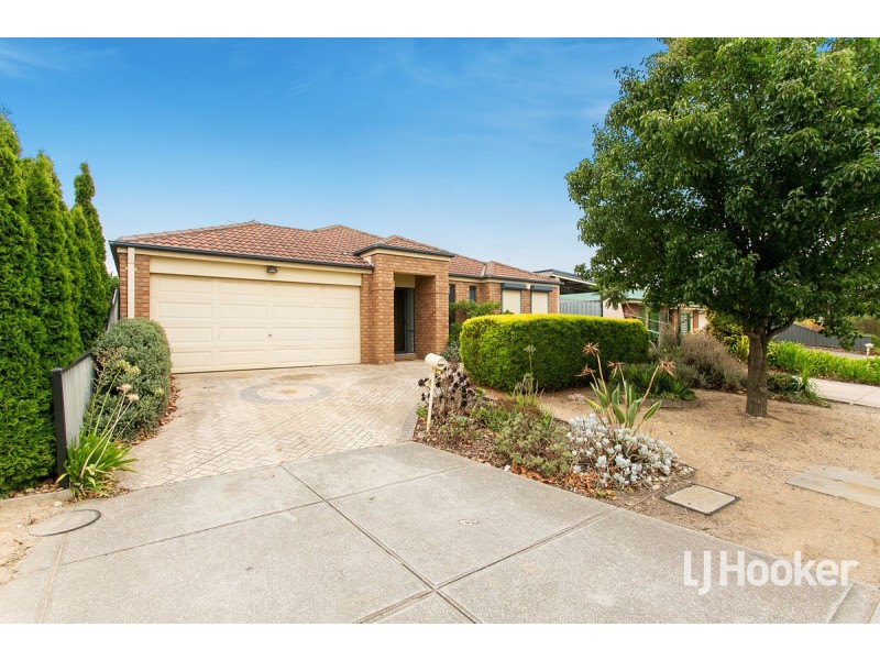 15 Trapani Avenue, Point Cook VIC 3030