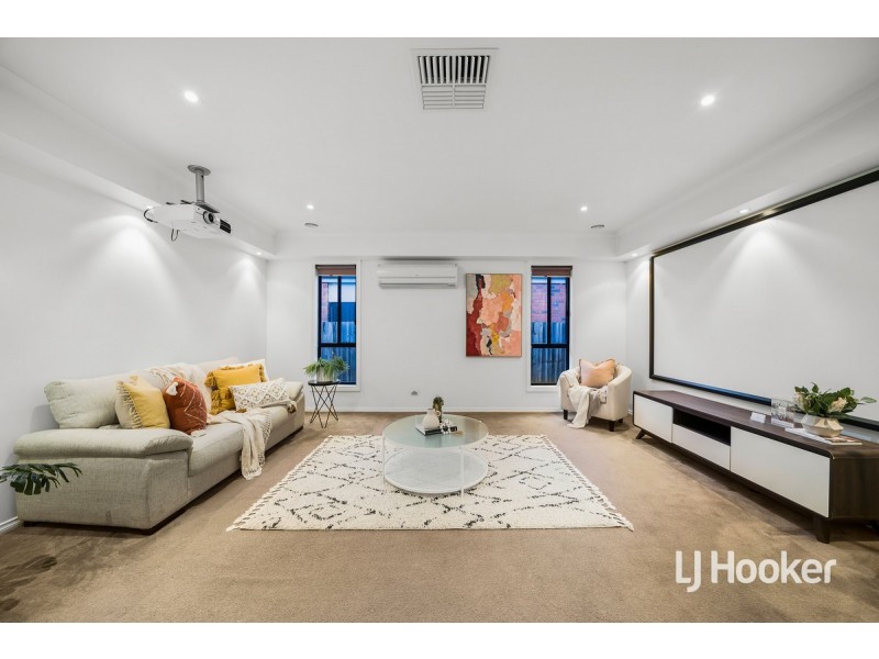 16 McCauley Street, Point Cook VIC 3030