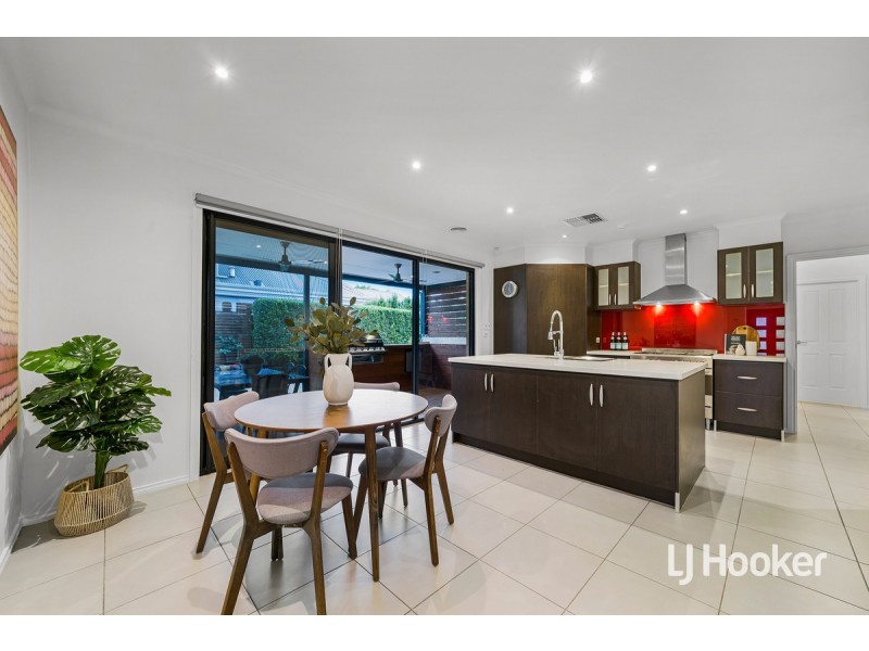 16 McCauley Street, Point Cook VIC 3030