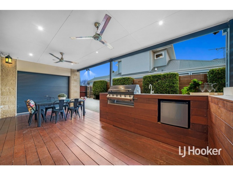 16 McCauley Street, Point Cook VIC 3030