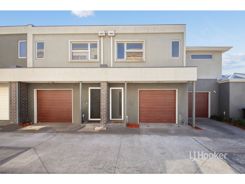 4 Chanticleer Drive, Mernda VIC 3754
