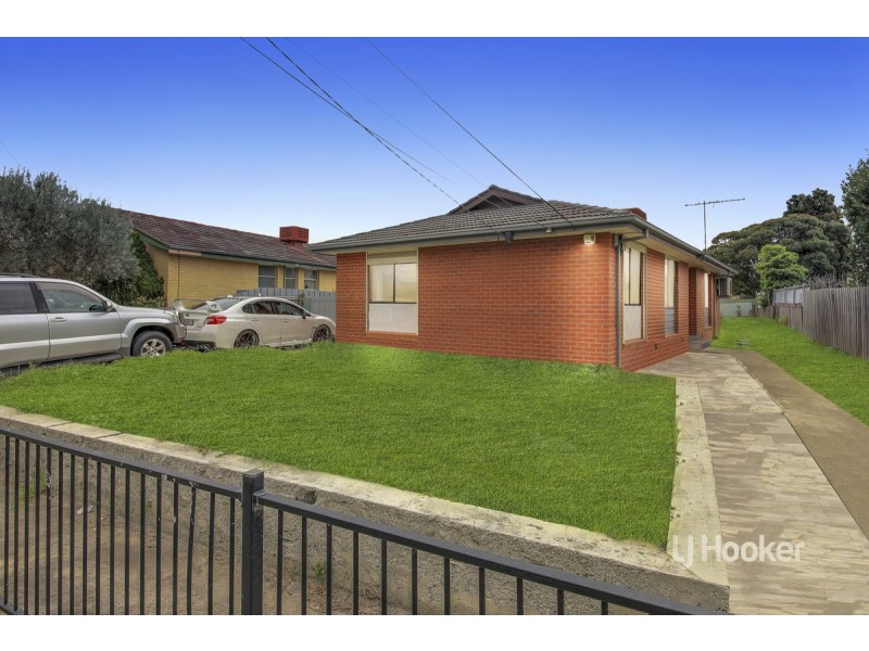 34 Felstead Avenue, Sunshine West VIC 3020