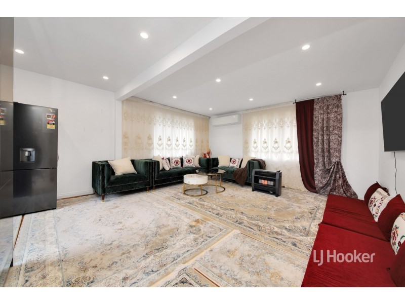 34 Felstead Avenue, Sunshine West VIC 3020