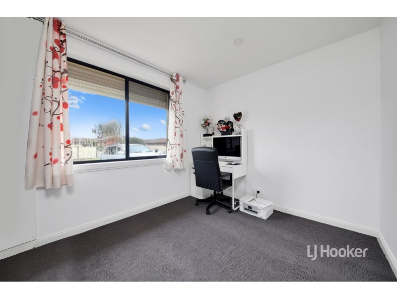 34 Felstead Avenue, Sunshine West VIC 3020