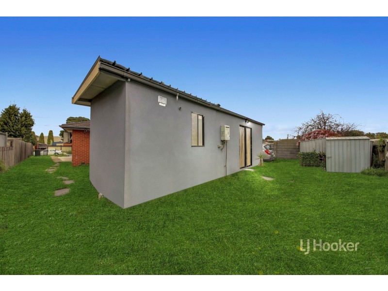 34 Felstead Avenue, Sunshine West VIC 3020