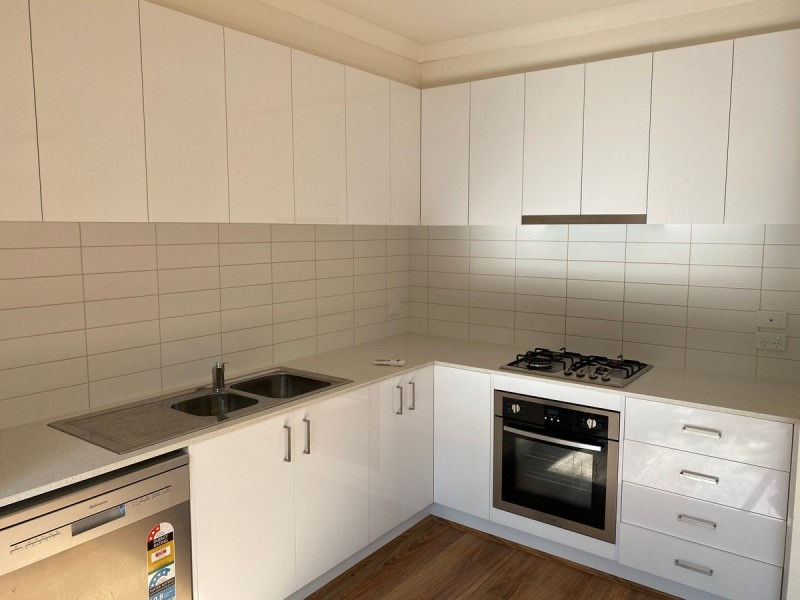 5 Toohey Close, Melton South VIC 3338